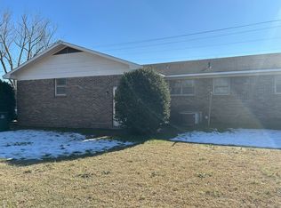 1312 W Hobbs St, Athens, AL 35611