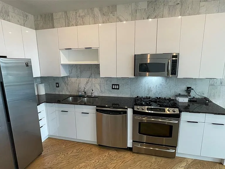 150 E Robinson St #1423 — Photo 11