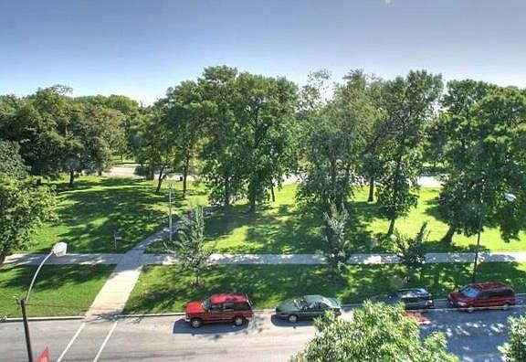 2nd image of 1350 N Kedzie Ave #2