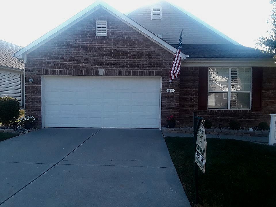 1st image of 1034 Lincoln Park East Dr