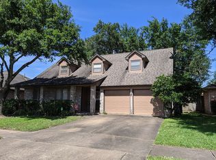 13631 Broken Bridge Dr, Houston, TX 77085