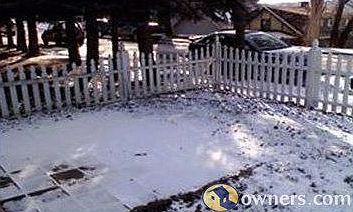 Front yard / patio (view from porch)