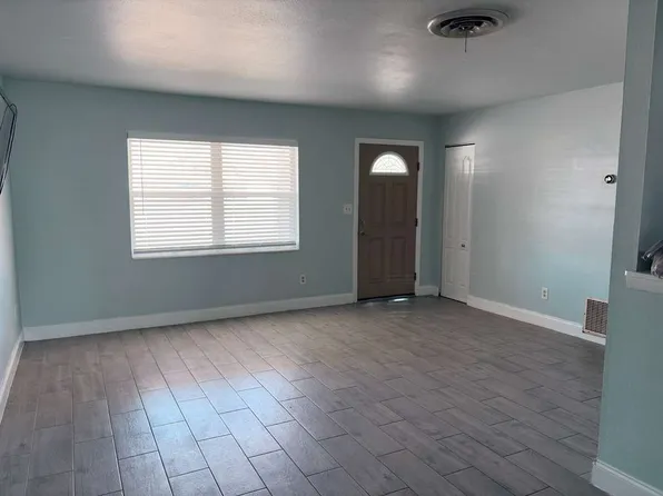 2916 Rollins St, Melbourne, FL 32901