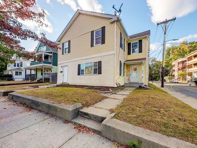 970 Chicopee St, Chicopee, MA, 01013