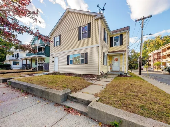 970 Chicopee St, Chicopee, MA 01013