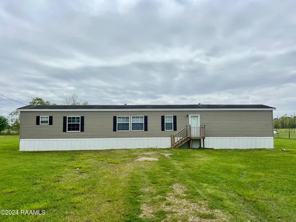 1081 Wikoff Cove Dr, Church Pt, LA 70525