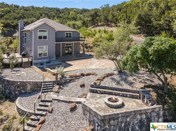 350 Summer Hills Dr, Wimberley, TX 78676