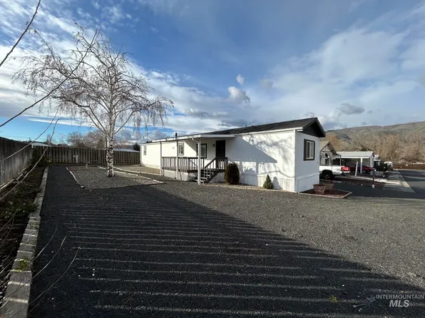 1430 Chestnut St Trailer 29, Clarkston, WA 99403