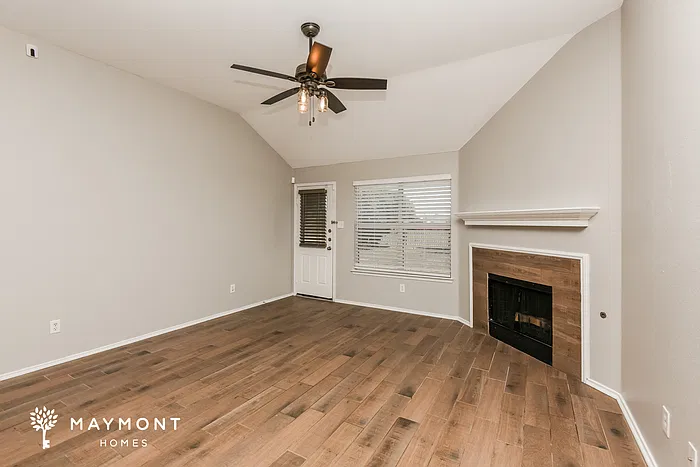 3 bed, 2.0 bath, 1532 sqft, $1,695 — Photo 3