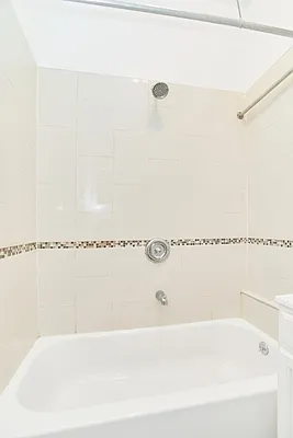 Rented by Living New York | media 18