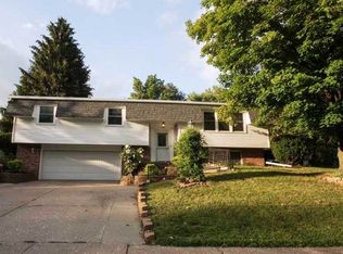 2324 E 32nd St, Davenport, IA 52807