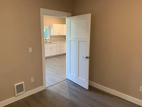 135 Vancouver Ave Photo 1