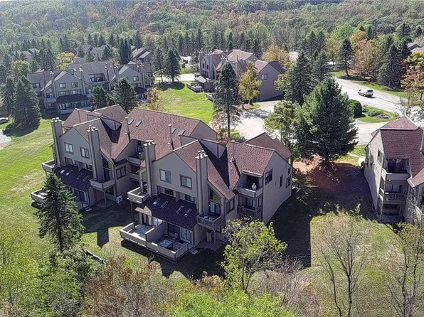 1 Sunridge Dr #H1, Champion, PA 15622