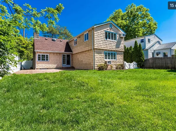 (undisclosed Address), Syosset, NY 11791