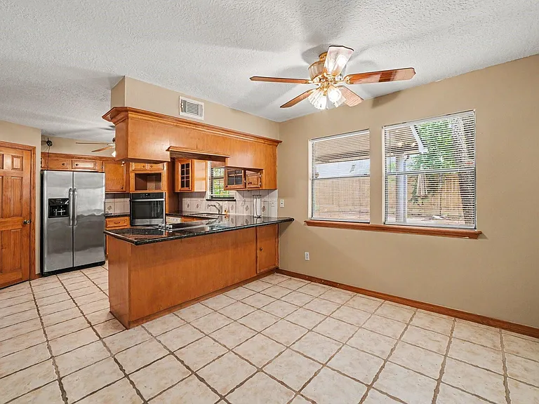 14707 Treborway Dr — Photo 15