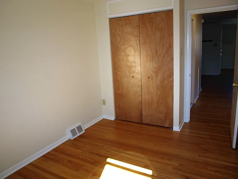 5462 Vicaris St #1 — Photo 14