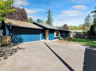 3233 SW Spring Garden St, Portland, OR 97219