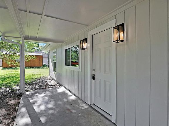 4th image of 11712 White Cedar St