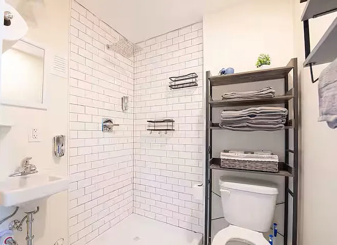 307 Confederate Dr SW — Photo 4