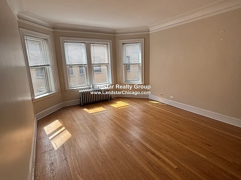 1916 W Morse Ave #2N — Photo 1