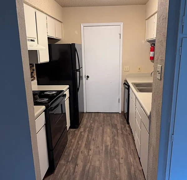 11904 Alpheus Ave #C — Photo 12