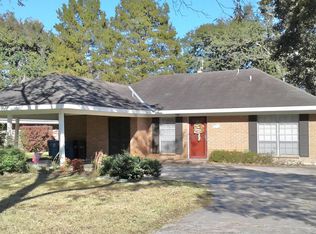105 Normandy Rd, Lafayette, LA 70503