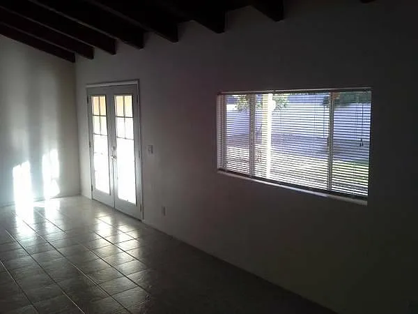 4027 W Sharon Ave — Photo 11