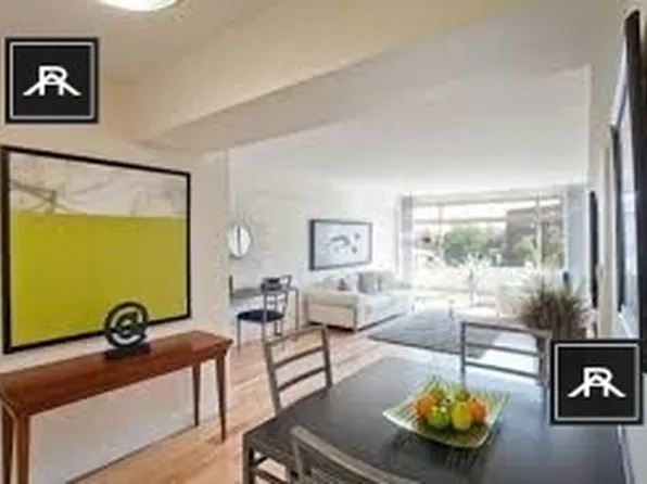 1442 Beacon St, Brookline, MA