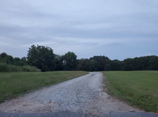 270 Circle Dr, Pendleton, SC 29670