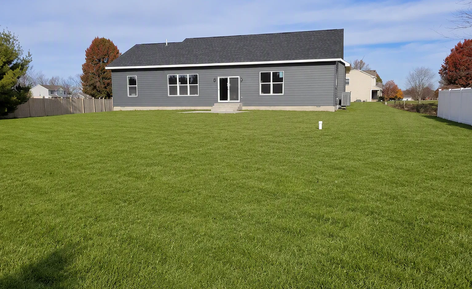 405 Sugar Maple Ln — Photo 2