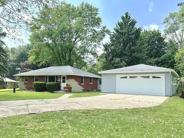 W226N5985 Avon COURT, Lisbon, WI 53089