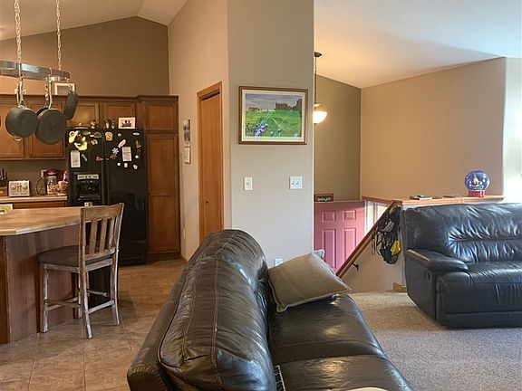 4th image of 5808 Canoe St