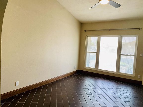 4th image of 1351 N Miller