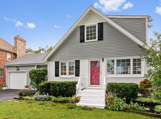 1242 N Chestnut Ave, Arlington Heights, IL