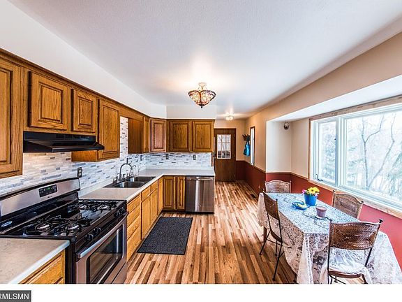 4th image of 21285 Rum River Dr
