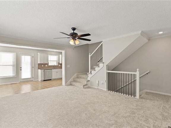 4th image of 1629 N 128th St