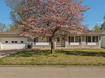 1249 E Edgewood Street, Springfield, MO, 65804