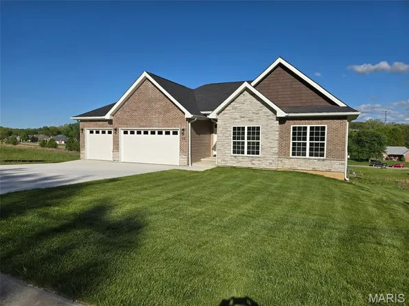 38 Wedgewood Dr, Union, MO 63084