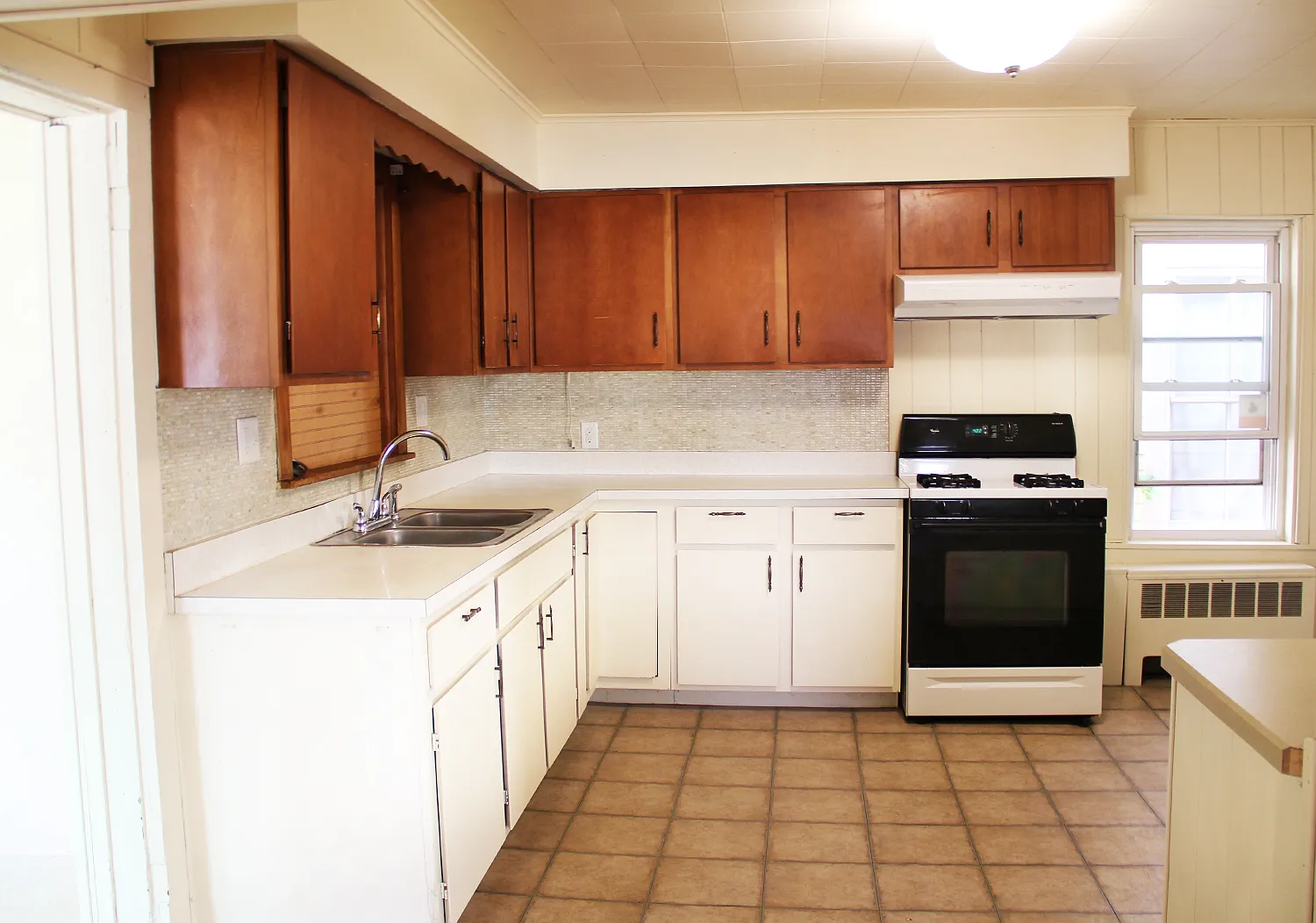 45 Peru St, Burlington, VT | 4 Bedroom House Near Downtown & UVM | June 2027 — Photo 1