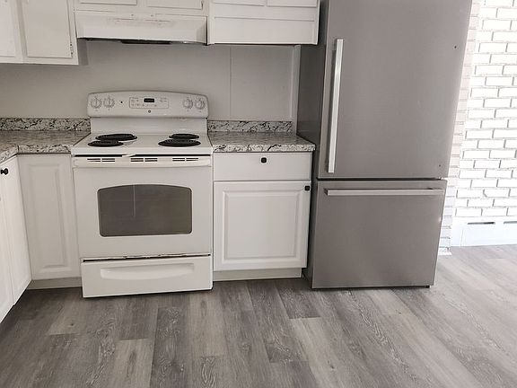 5th image of 436.5 Greenleaf St