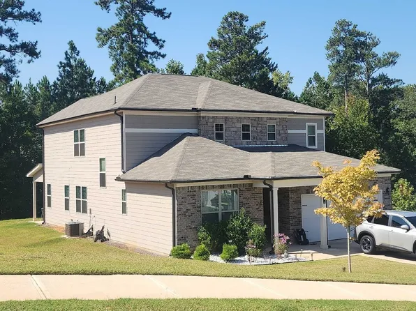 5504 Rosewood Pl, Fairburn, GA 30213