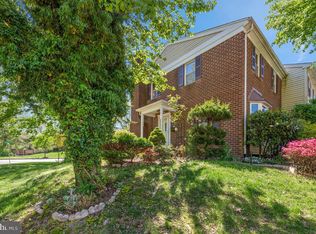 6900 Woodstream Ln, Lanham, MD 20706