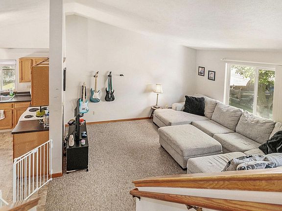 3rd image of 3758-3760 Jill Ave