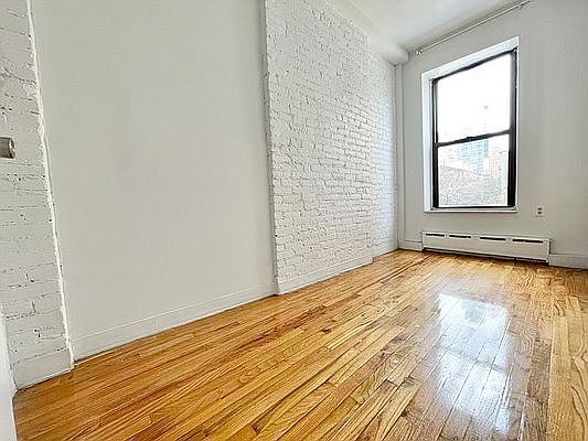 2nd image of 1372 York Ave APT 3B