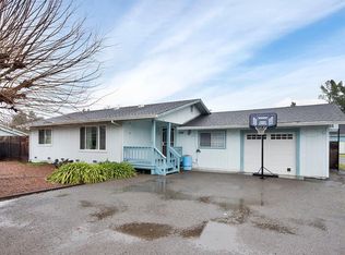 1498 Lupine Dr, Santa Rosa, CA 95401