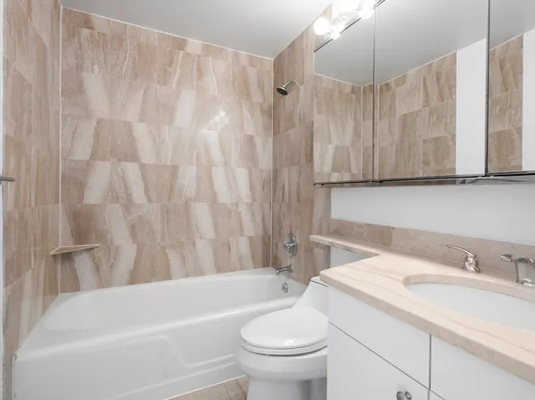 2000 Broadway image 10 of 20