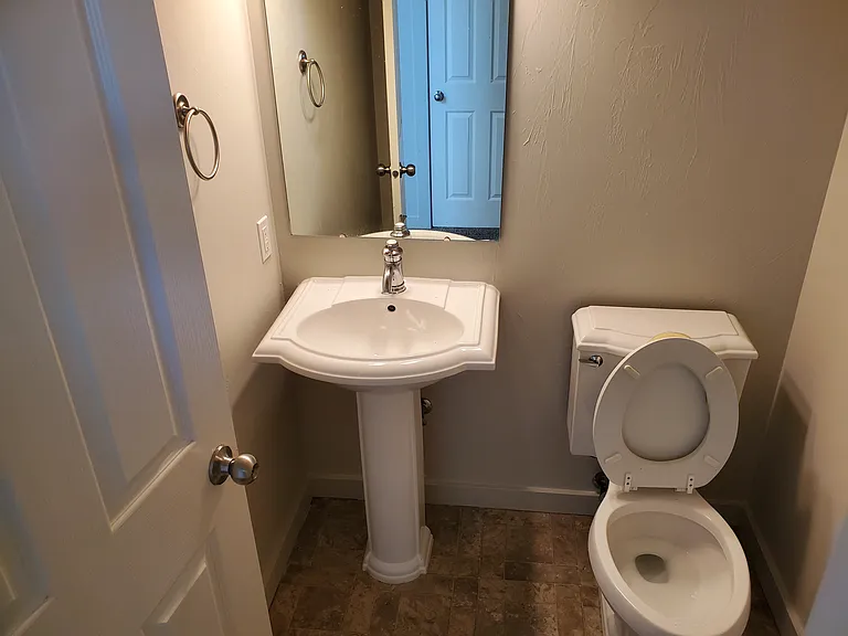 3883 Bosal St — Photo 3