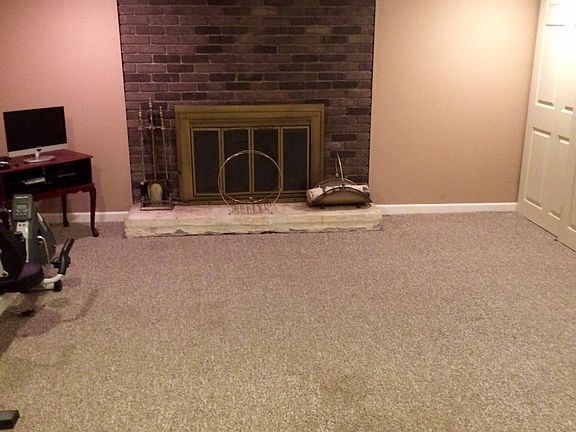 LL Family rm with fireplace