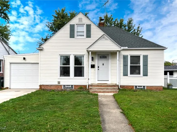 271 E 326th St, Willowick, OH 44095