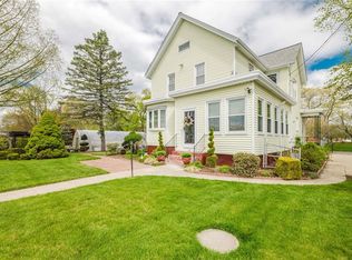 18 Central Ave, Seekonk, MA 02771